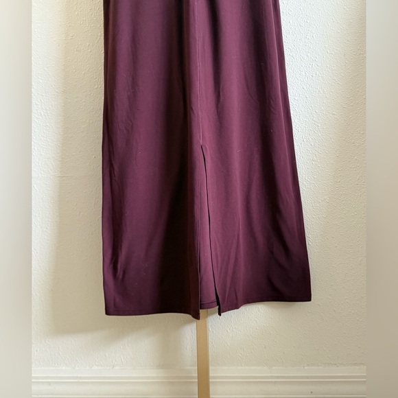 Lululemon Get Going Slim Fit Maxi Dress - Size 4, Ruby Wine, Nulu™ Fabric - Picture 5 of 5